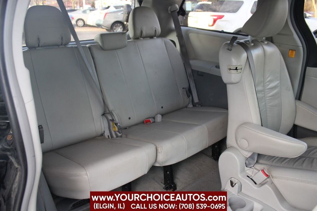 2011 Toyota Sienna XLE 7 Passenger Auto Access Seat 4dr Mini Van - 22313208 - 17