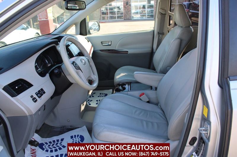 2011 Toyota Sienna XLE 7 Passenger Auto Access Seat 4dr Mini Van - 22359202 - 9