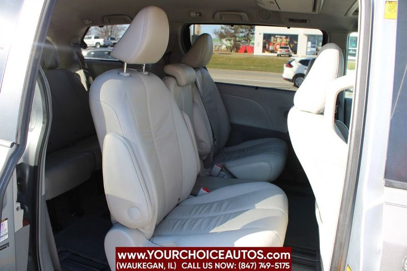2011 Toyota Sienna XLE 7 Passenger Auto Access Seat 4dr Mini Van - 22359202 - 14