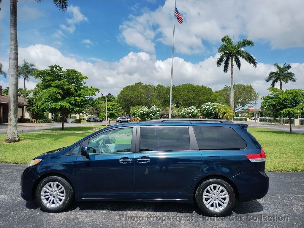 2011 Toyota Sienna XLE 8-Passenger Stow-N-Go JBL Audio - 22503564 - 1