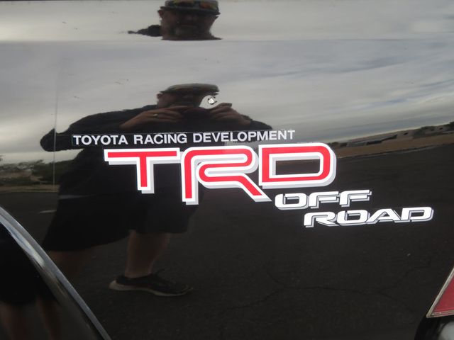 2011 Toyota Tacoma 2OWNER EXTRA CLEAN DOUBLECAB PRERUUNER TACOMA LOW MILES  - 22951836 - 12