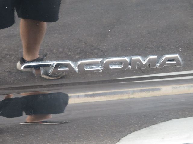 2011 Toyota Tacoma 2OWNER EXTRA CLEAN DOUBLECAB PRERUUNER TACOMA LOW MILES  - 22951836 - 13