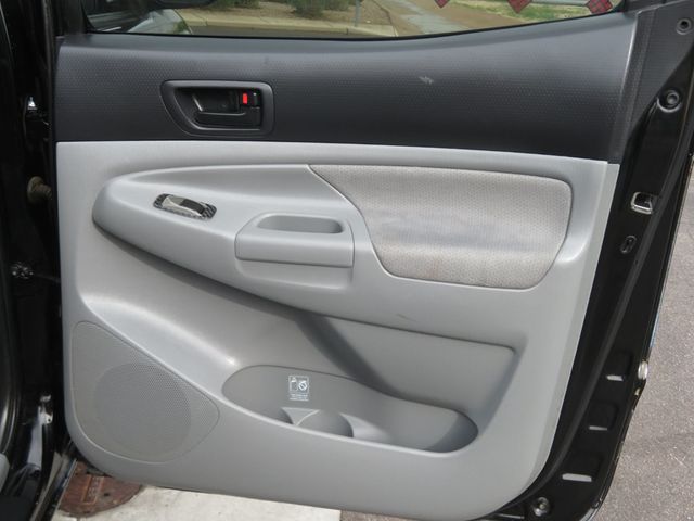 2011 Toyota Tacoma 2OWNER EXTRA CLEAN DOUBLECAB PRERUUNER TACOMA LOW MILES  - 22951836 - 28