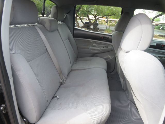 2011 Toyota Tacoma 2OWNER EXTRA CLEAN DOUBLECAB PRERUUNER TACOMA LOW MILES  - 22951836 - 31