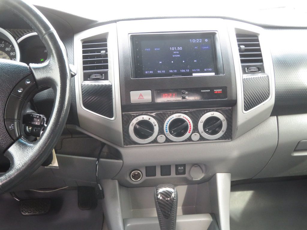 2011 Toyota Tacoma 2OWNER EXTRA CLEAN DOUBLECAB PRERUUNER TACOMA LOW MILES  - 22951836 - 40