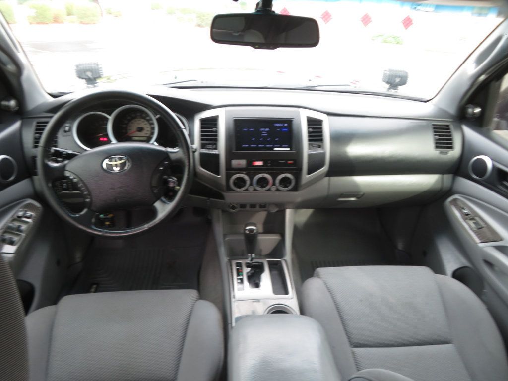 2011 Toyota Tacoma 2OWNER EXTRA CLEAN DOUBLECAB PRERUUNER TACOMA LOW MILES  - 22951836 - 41