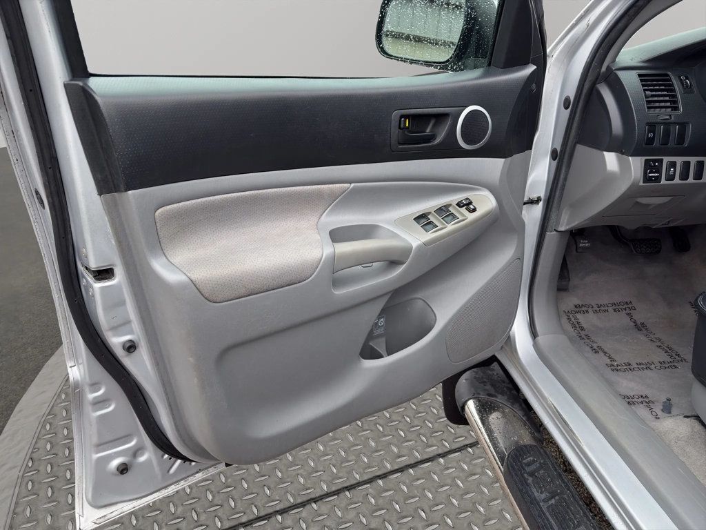 2011 Toyota Tacoma 2WD Double V6 Automatic PreRunner - 22970860 - 11