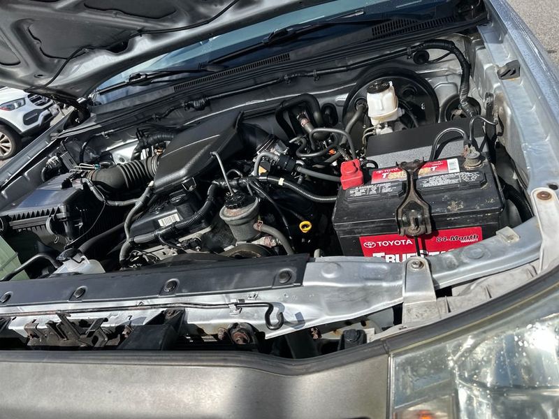 2011 Toyota Tacoma 2WD Reg I4 Automatic - 22988944 - 17