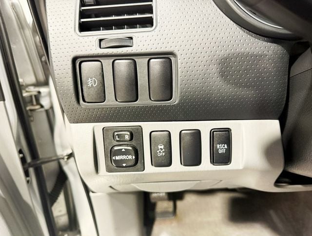 2011 Toyota Tacoma 4WD Access V6 Automatic - 22934249 - 11