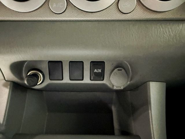 2011 Toyota Tacoma 4WD Access V6 Automatic - 22934249 - 16