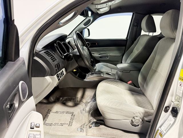 2011 Toyota Tacoma 4WD Access V6 Automatic - 22934249 - 18