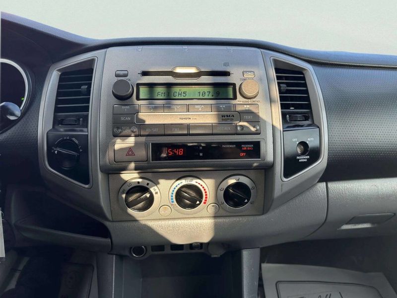 2011 Toyota Tacoma 4WD Access V6 Automatic - 23006125 - 25