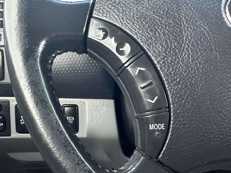 2011 Toyota Tacoma 4WD Access V6 Automatic - 23006125 - 27