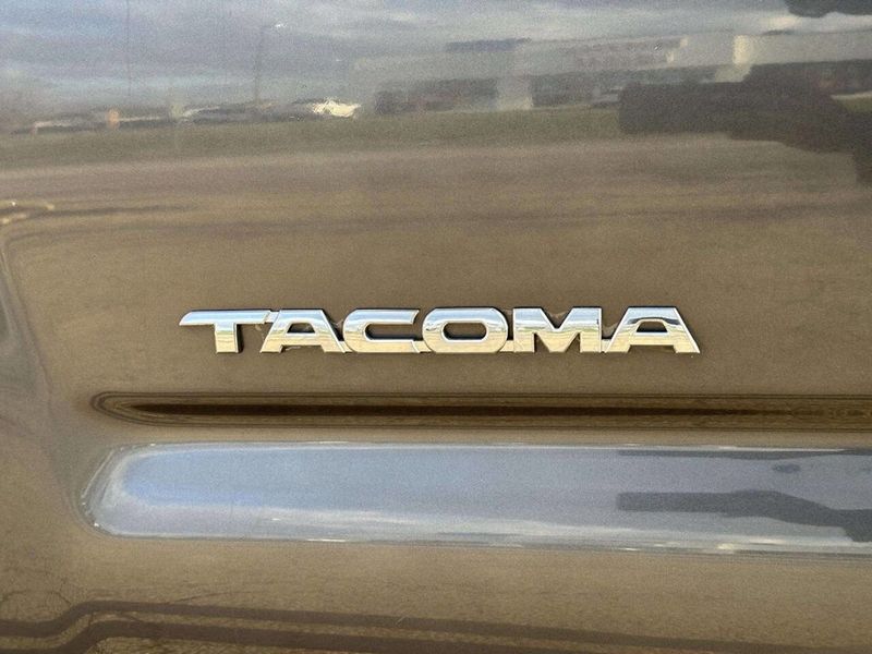 2011 Toyota Tacoma 4WD Access V6 Automatic - 23006125 - 30
