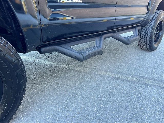 2011 Toyota Tacoma 4WD Double V6 Automatic - 22966640 - 9