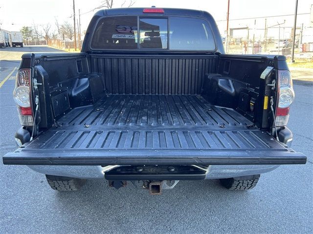 2011 Toyota Tacoma 4WD Double V6 Automatic - 22966640 - 13
