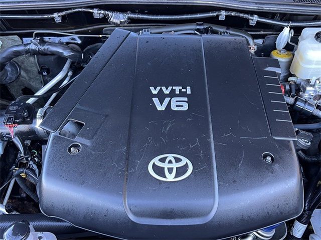 2011 Toyota Tacoma 4WD Double V6 Automatic - 22966640 - 18