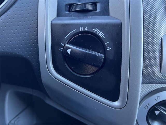 2011 Toyota Tacoma 4WD Double V6 Automatic - 22966640 - 23