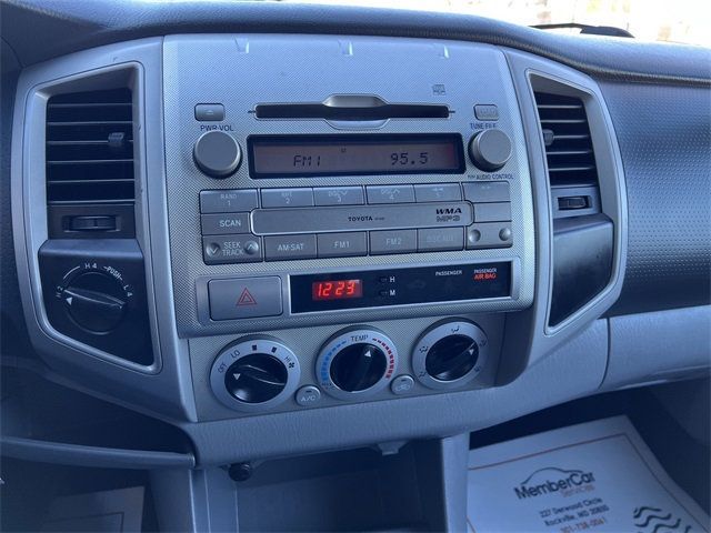 2011 Toyota Tacoma 4WD Double V6 Automatic - 22966640 - 24