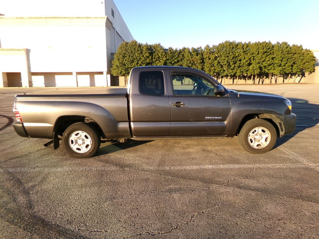 2011 Toyota Tacoma Access Cab SR5 - 22970705 - 4
