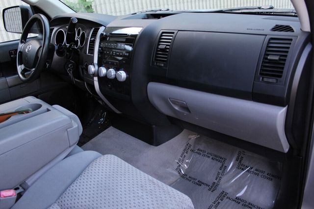 2011 Toyota Tundra 4WD DOUBLE CAB V8 - 23063526 - 8