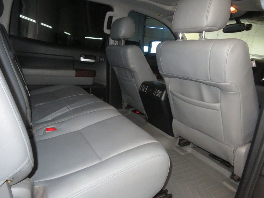 2011 Toyota Tundra CREWMAX 4X4 LIMITED LEATHER MOONROOF LOW MILES LIFTED CREWMAX  - 23027720 - 31