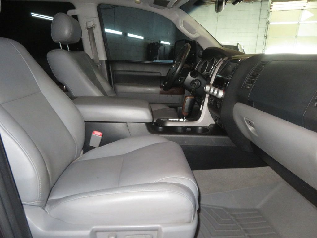 2011 Toyota Tundra CREWMAX 4X4 LIMITED LEATHER MOONROOF LOW MILES LIFTED CREWMAX  - 23027720 - 33