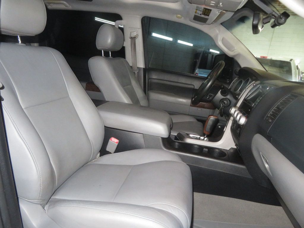 2011 Toyota Tundra CREWMAX 4X4 LIMITED LEATHER MOONROOF LOW MILES LIFTED CREWMAX  - 23027720 - 34