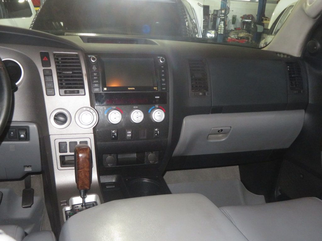 2011 Toyota Tundra CREWMAX 4X4 LIMITED LEATHER MOONROOF LOW MILES LIFTED CREWMAX  - 23027720 - 39