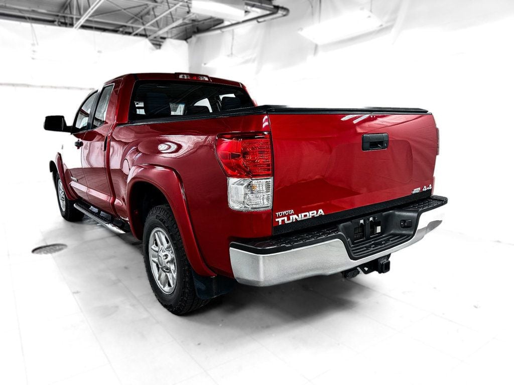 2011 Toyota Tundra Double Cab photo 3