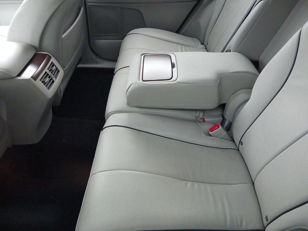 2011 Toyota Venza photo 6