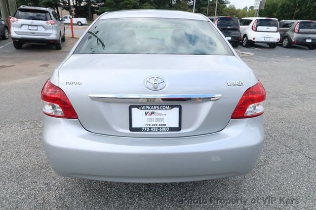 2011 Toyota Yaris 4dr Sedan Automatic - 22580964 - 4