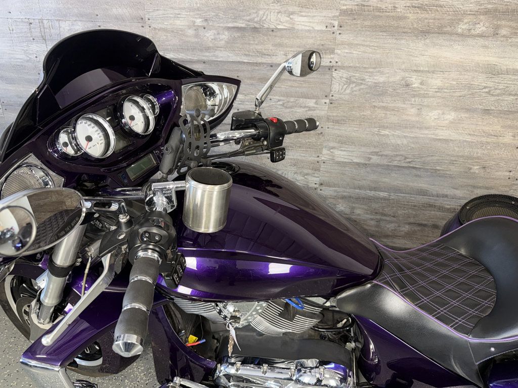 2011 Victory Cross Country SUPER CLEAN! - 23093478 - 10