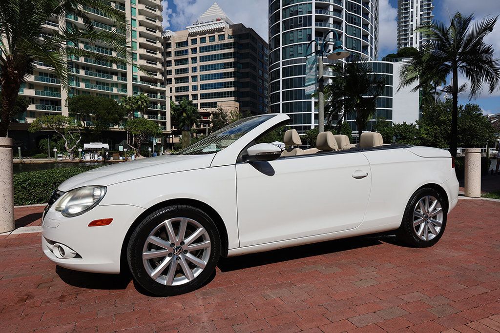 2011 Volkswagen Eos 2dr Convertible DSG Komfort SULEV - 22934930 - 15