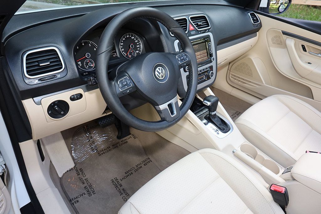 2011 Volkswagen Eos 2dr Convertible DSG Komfort SULEV - 22934930 - 40