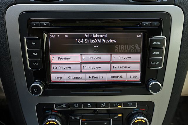 2011 Volkswagen Eos 2dr Convertible DSG Komfort SULEV - 22934930 - 45