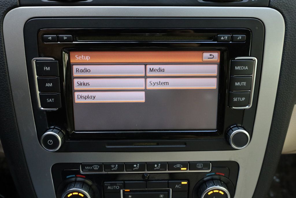 2011 Volkswagen Eos 2dr Convertible DSG Komfort SULEV - 22934930 - 46