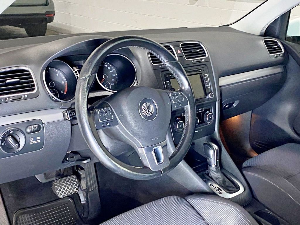 2011 Volkswagen Golf 2dr Hatchback DSG TDI - 22261146 - 19