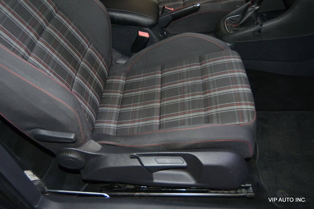2011 Volkswagen Golf GTI 2dr Hatchback Manual Autobahn - 23019097 - 14