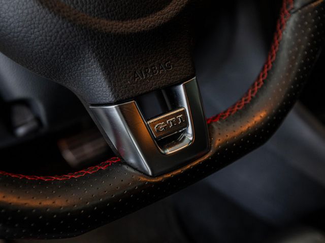 2011 Volkswagen Golf GTI 4dr Hatchback DSG Autobahn - 22986249 - 16