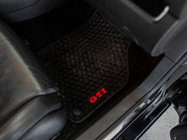 2011 Volkswagen Golf GTI 4dr Hatchback DSG Autobahn - 22986249 - 25