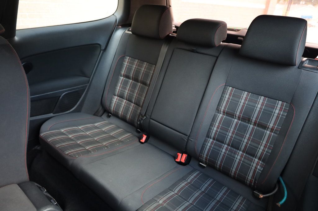 2011 Volkswagen Golf GTI Autobahn photo 14