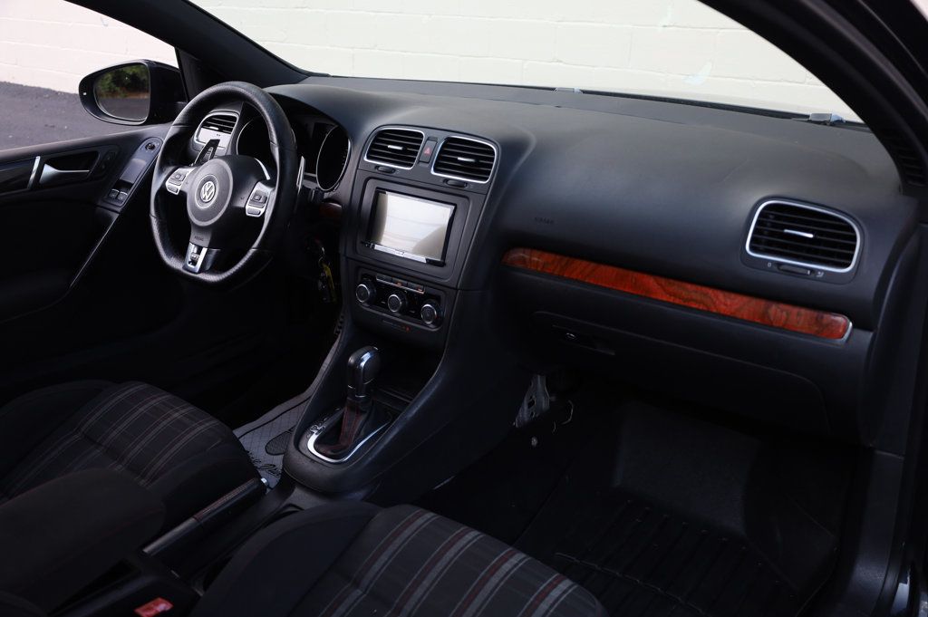 2011 Volkswagen Golf GTI Autobahn photo 19