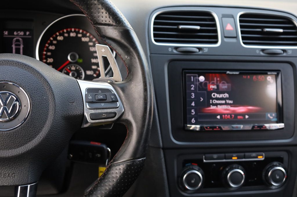 2011 Volkswagen Golf GTI Autobahn photo 23