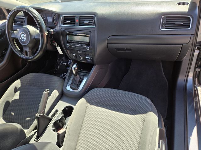 2011 Volkswagen Jetta Sedan 4DR AUTO BASE - 22950654 - 13
