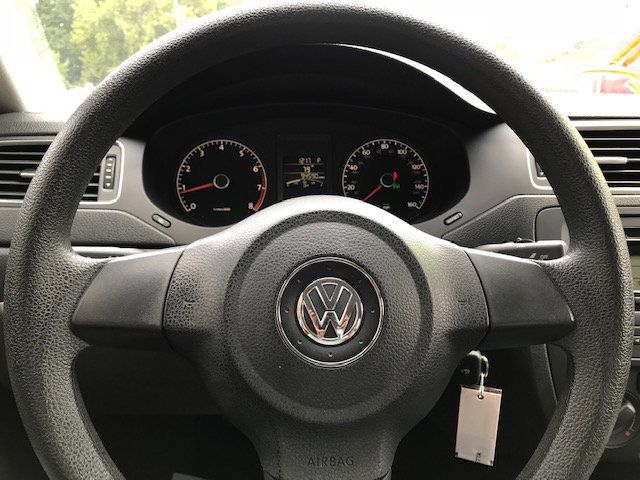 2011 Volkswagen Jetta Sedan 4dr Automatic - 18146937 - 8