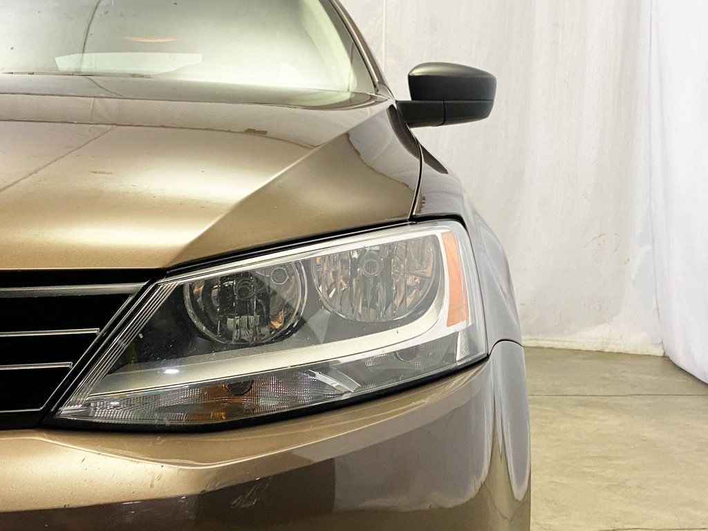 2011 Volkswagen Jetta Sedan 4dr Automatic S - 22910567 - 11