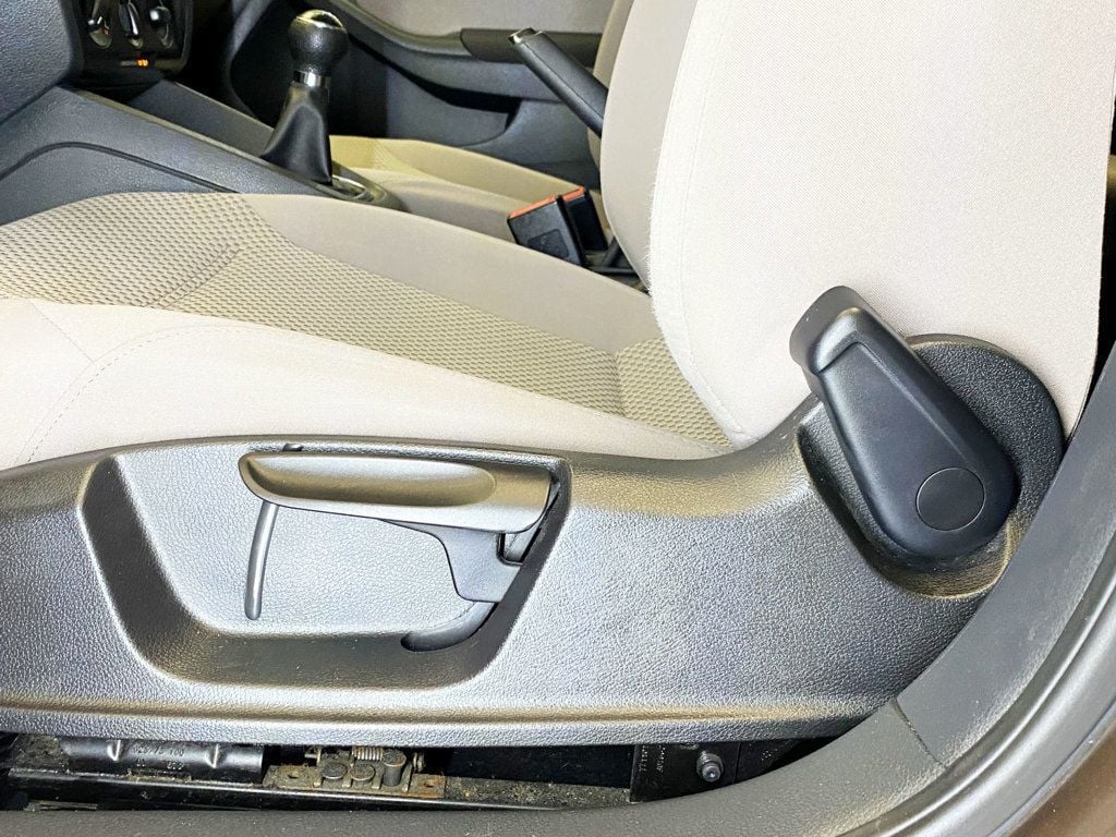 2011 Volkswagen Jetta Sedan 4dr Automatic S - 22910567 - 17