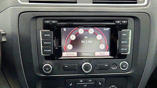 2011 Volkswagen Jetta Sedan 4dr Automatic SEL w/Sunroof PZEV - 23010978 - 18