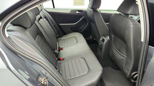 2011 Volkswagen Jetta Sedan 4dr Automatic SEL w/Sunroof PZEV - 23010978 - 22